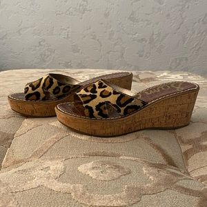 Sam Eldeman Leopard Wedge Sandal 8.5
